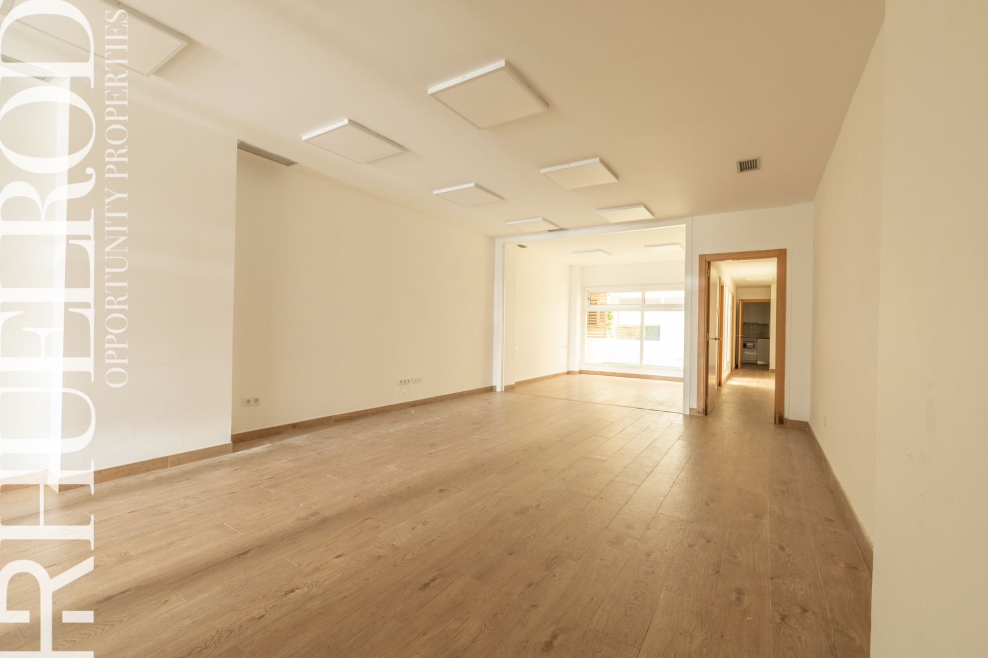 Local de alquiler en Mataró con Aire acondicionado, Calefacción y Parquet