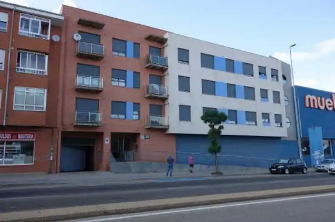 Local comercial en venda a AV ASTORGA