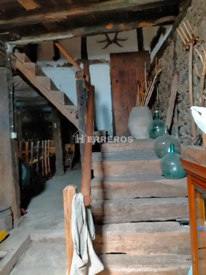 Casa o xalet en venda en Cabezón de Cameros amb Calefacció, Traster i Moblat