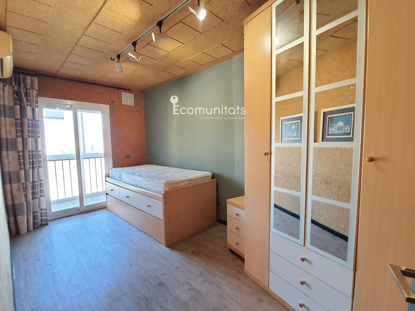Schlafzimmer von Wohnung zur Miete in Tortosa mit Klimaanlage und Terrasse