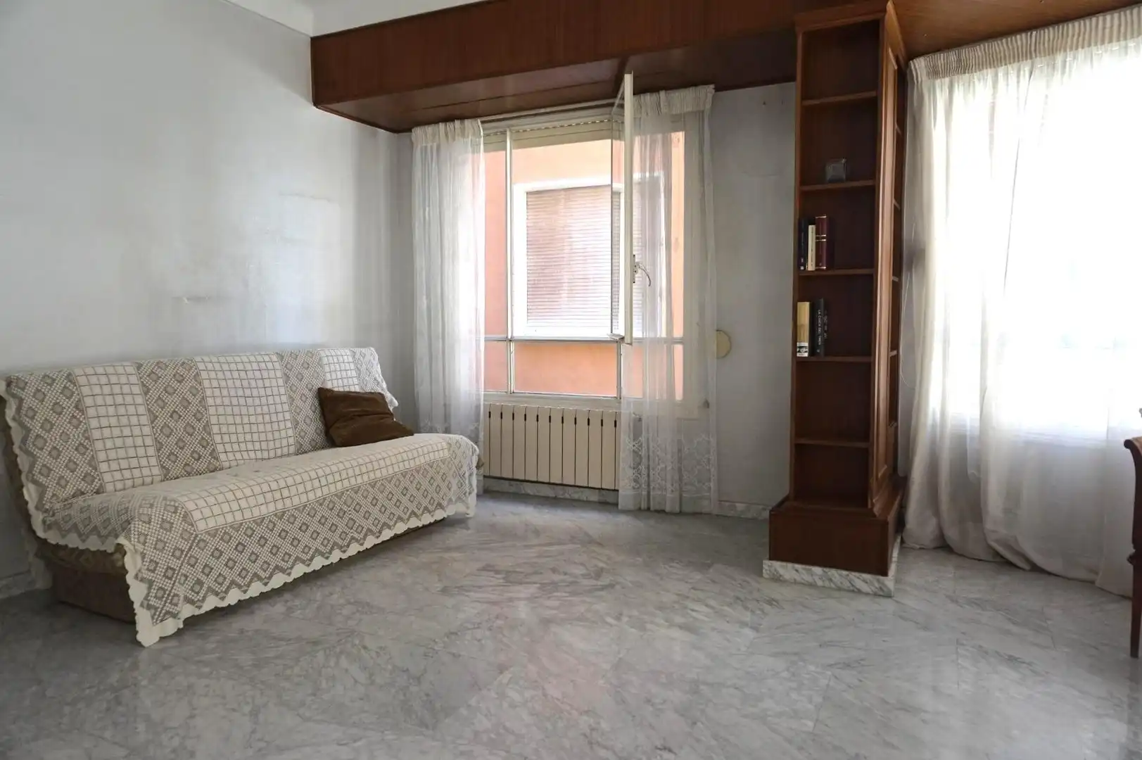 Sala de estar de Piso en venta en Elche / Elx con Aire acondicionado, Trastero y Balcón