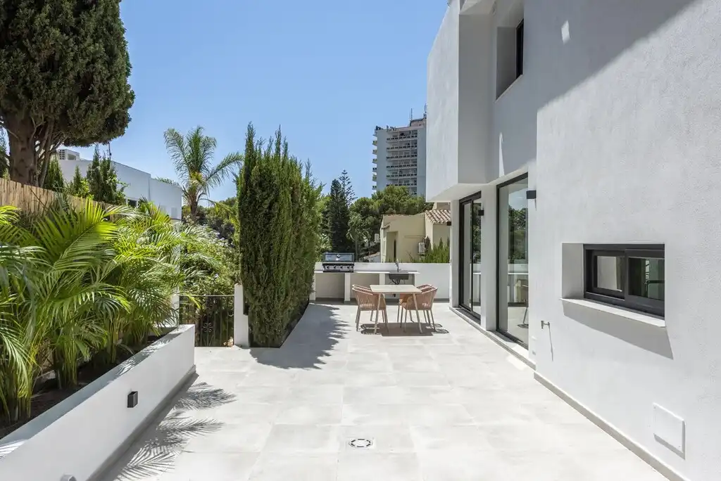 Terraza de Casa o chalet en venta en Marbella con Aire acondicionado, Jardín privado y Terraza
