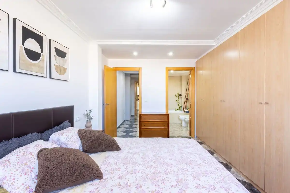 Schlafzimmer von Dachboden zum Verkauf in Foios mit Klimaanlage, Heizung und Terrasse