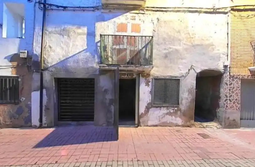 Detached homes for sale in Calle Fragua, Quel