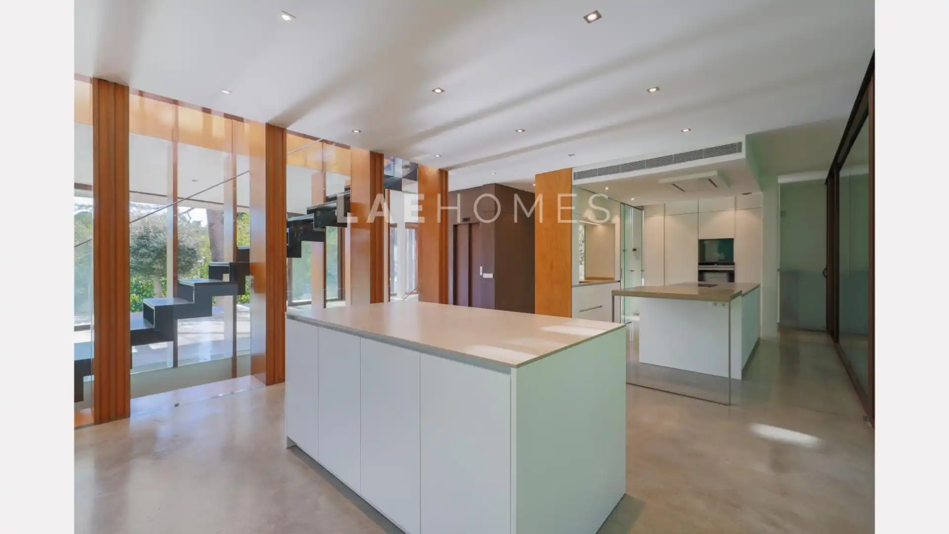 Cocina de Casa o chalet en venta en Sant Cugat del Vallès con Aire acondicionado, Calefacción y Jardín privado
