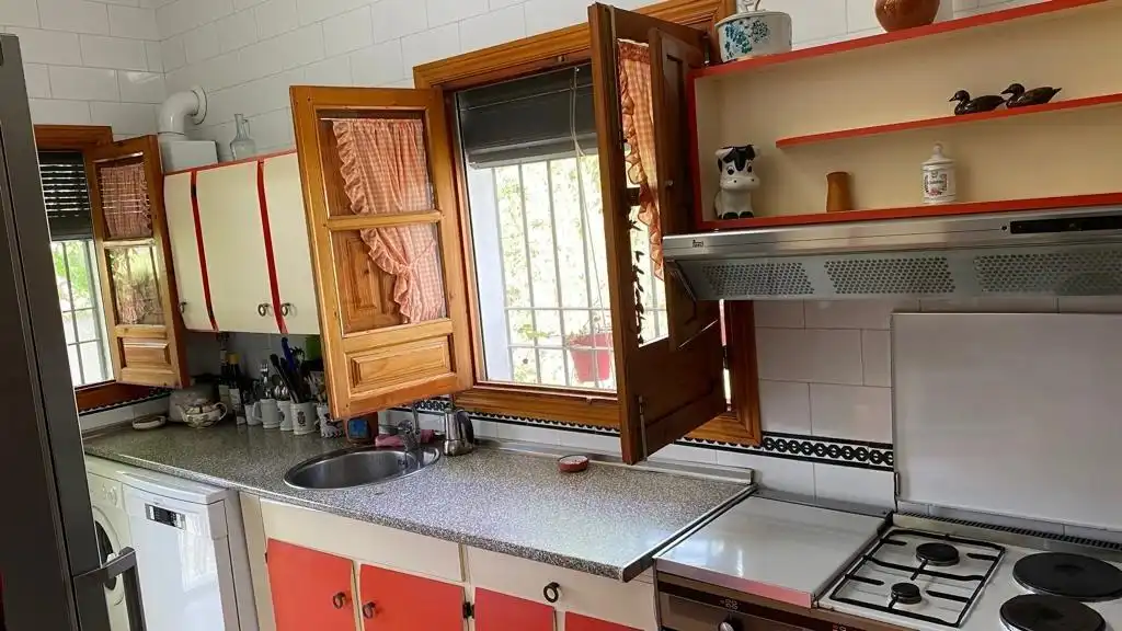 Cocina de Finca rústica en venta en Baena con Jardín privado, Terraza y Piscina