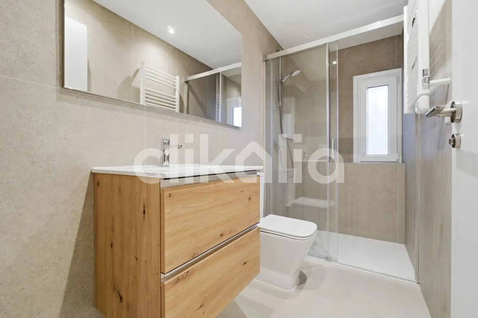 Baño de Piso en venta en Madrid con Aire acondicionado, Calefacción y Terraza