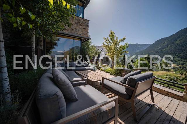 Casa-chalet en Venta en Carrèr de Santa Eulària, 25 en Unha