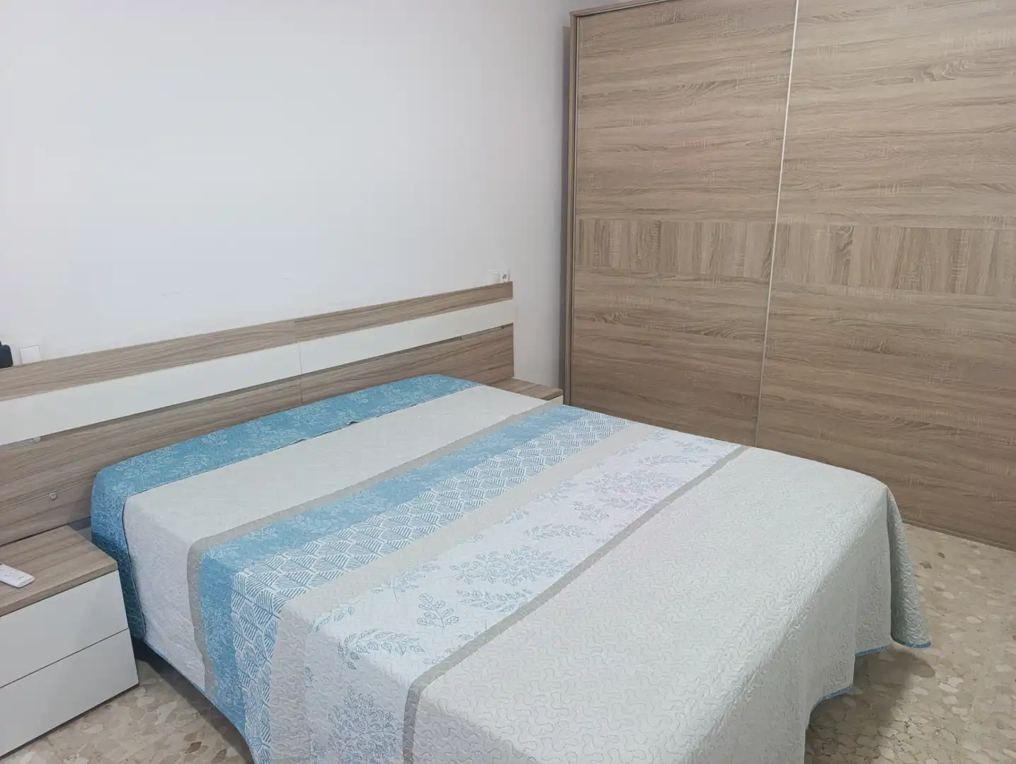 Habitación de Apartamento de alquiler en Málaga con Aire acondicionado, Amueblado y Horno