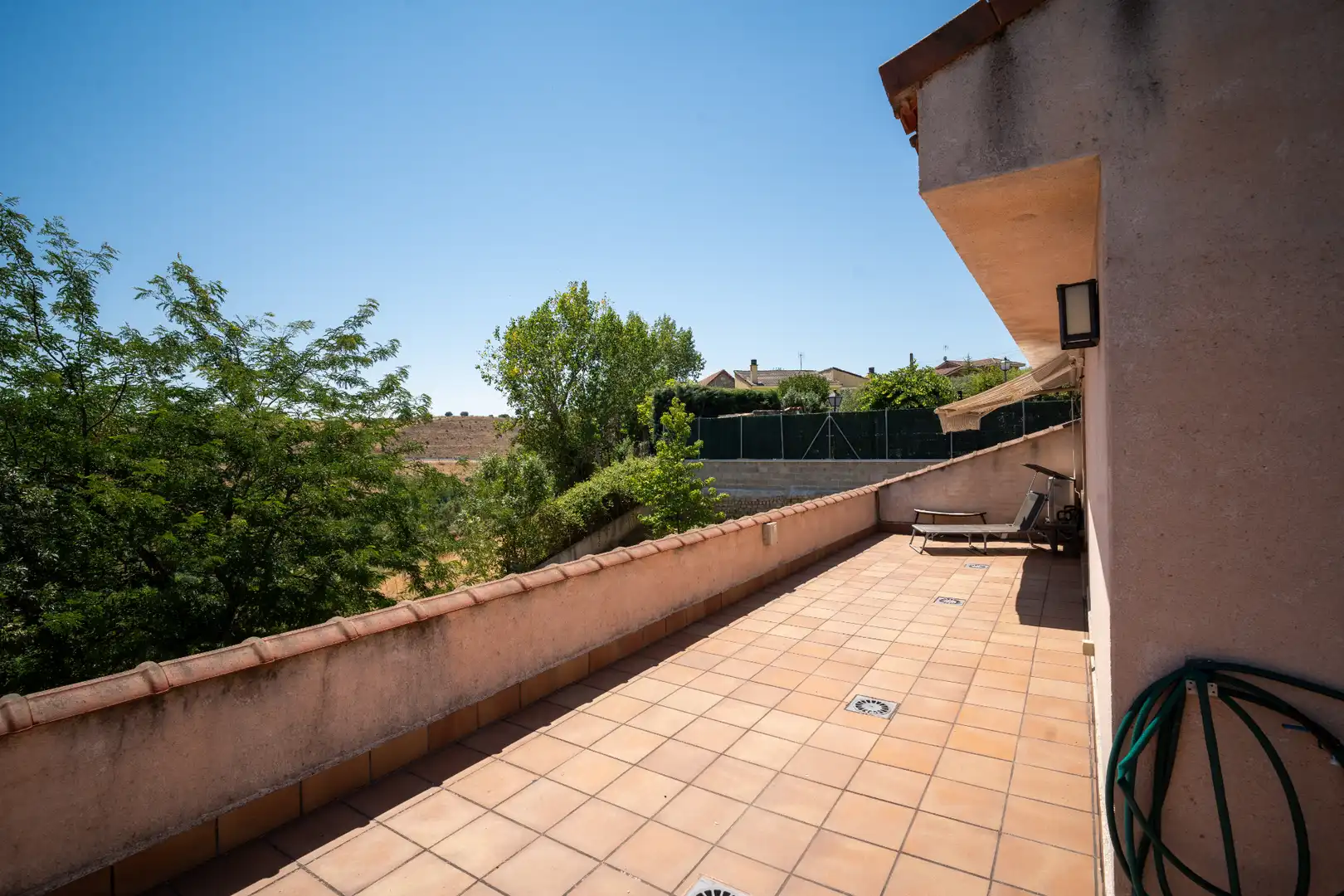 Terrassa de Casa o xalet en venda en Cabanillas de la Sierra amb Jardí privat i Terrassa