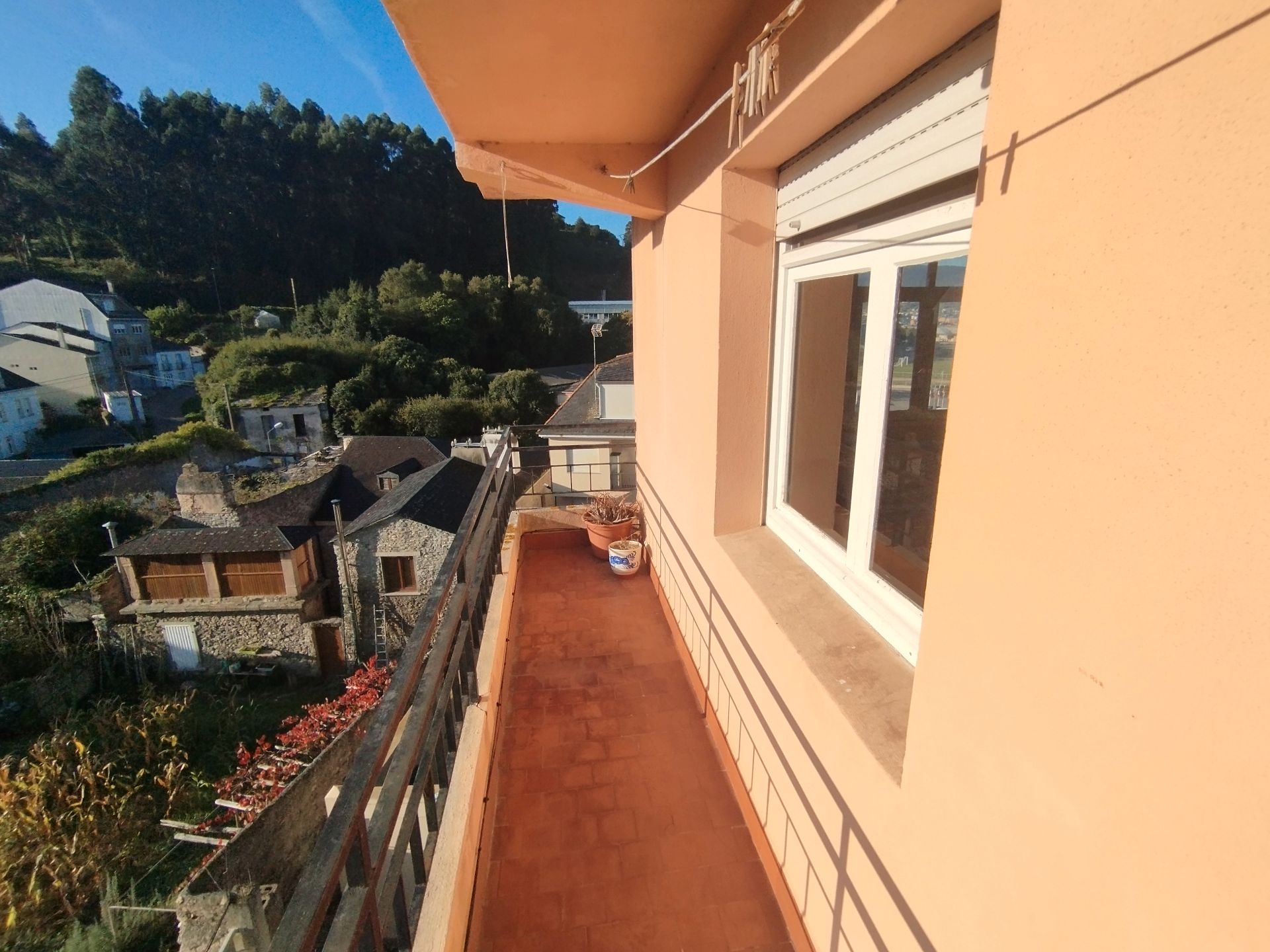 Terrassa de Pis en venda en Viveiro amb Terrassa, Traster i Moblat