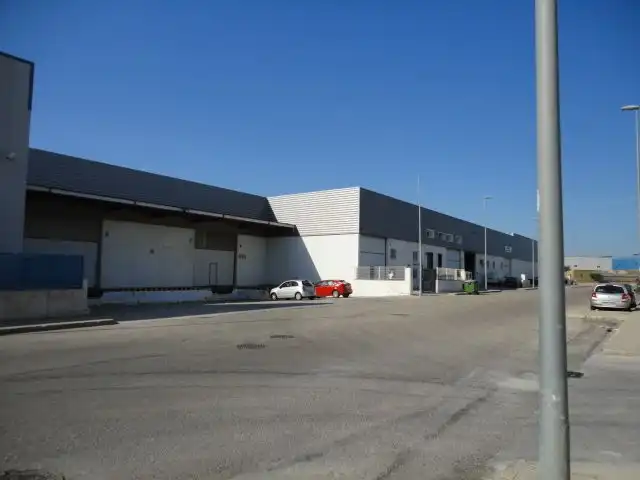 Vista exterior de Nave industrial en venta en Náquera
