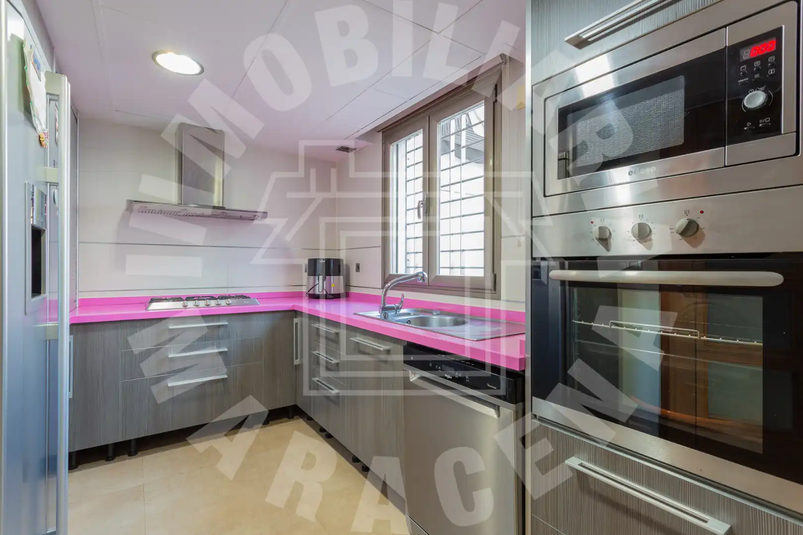 Casa adosada en venta en Maracena