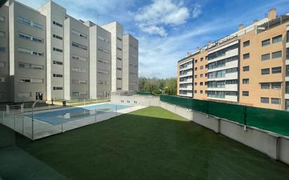 Swimming pool of Flat for sale in Valdemoro  with Storage room and Community pool