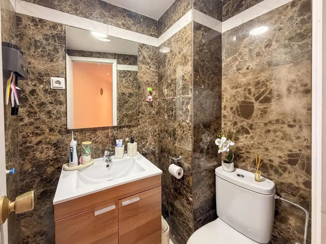 Baño de Piso en venta en Madrid con Calefacción y Terraza