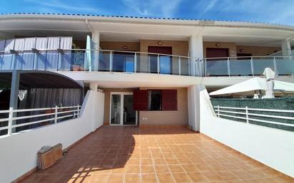 Exterior view of Single-family semi-detached for sale in Oropesa del Mar / Orpesa  with Air Conditioner, Terrace and Balcony