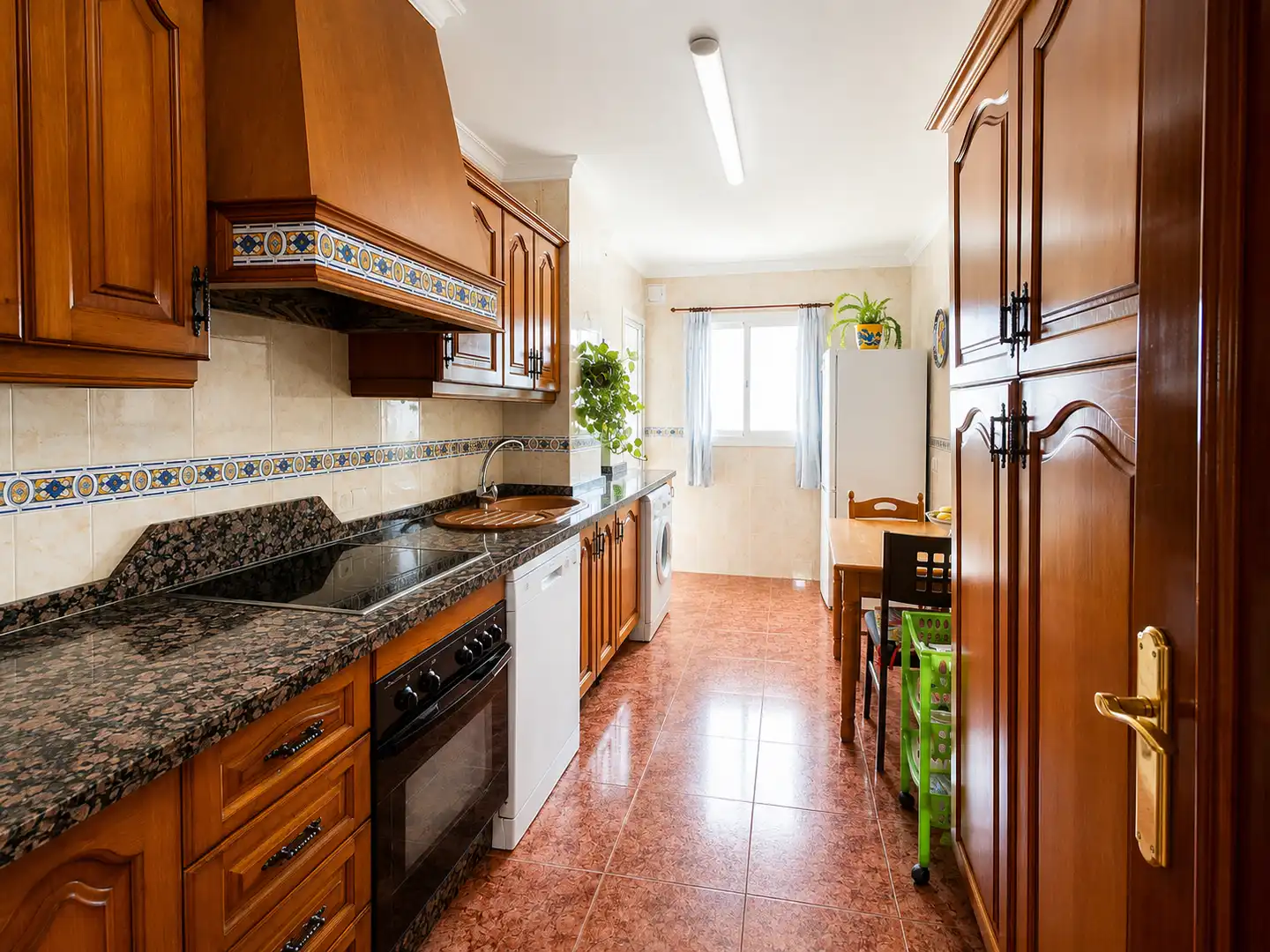 Küche von Wohnung zum Verkauf in Vélez-Málaga mit Terrasse und Möbliert