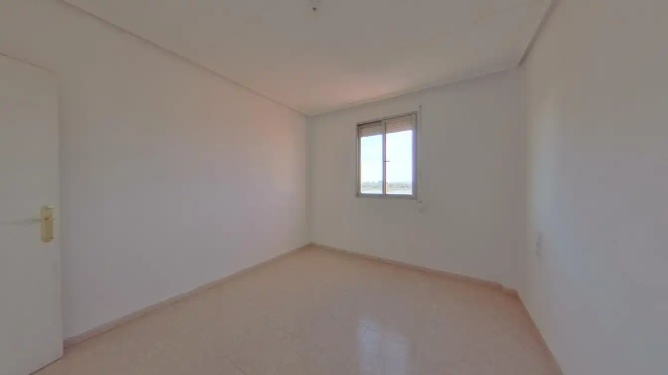 Bedroom of Flat for sale in Valencia