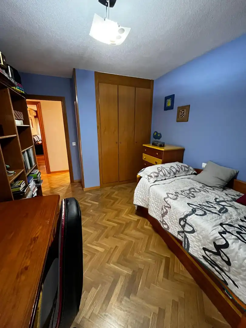 Bedroom of Flat for rent in Móstoles  with Air Conditioner, Heating and Parquet flooring