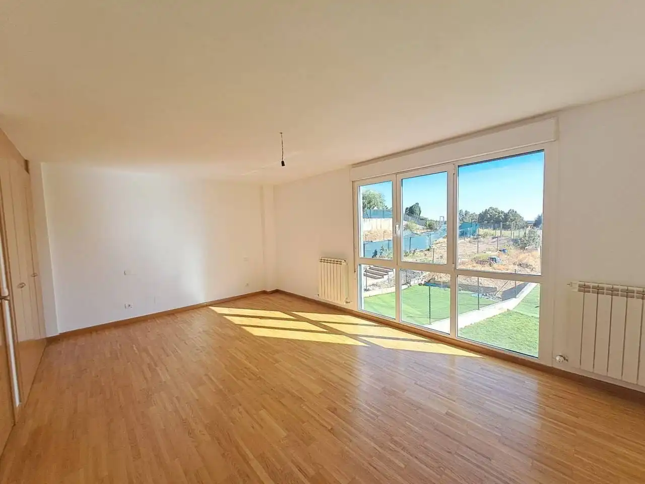 Living room of Houses for sale in Valdorros  with Heating, Private garden and Parquet flooring
