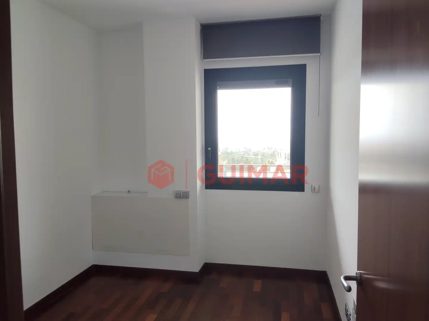 Schlafzimmer von Dachboden zur Miete in Esplugues de Llobregat mit Klimaanlage, Heizung und Privatgarten