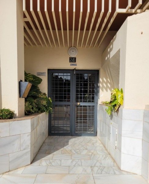 Flat for sale in Calle Jerez Perchet, 24, Cortijo Bazán - Los Casinis - Los Cipreses