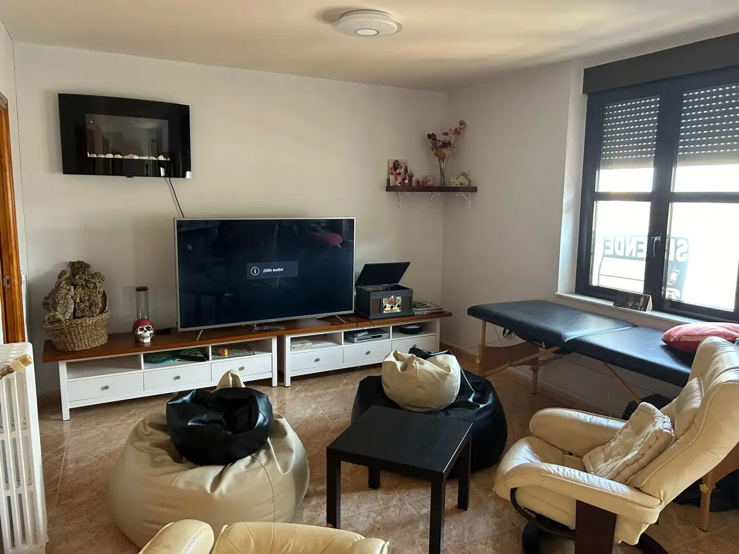 Living room of Flat for sale in Zamora Capital   with Furnished