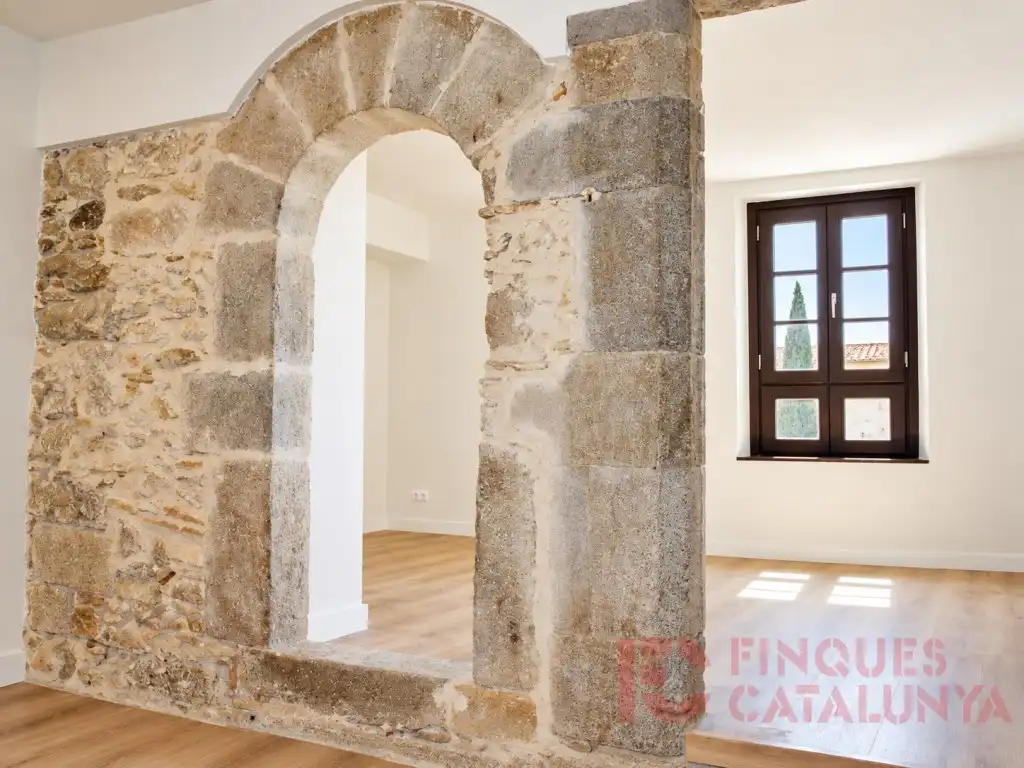 Pis amb ascensor en venda a Centre - Barri Vell, imagen 2