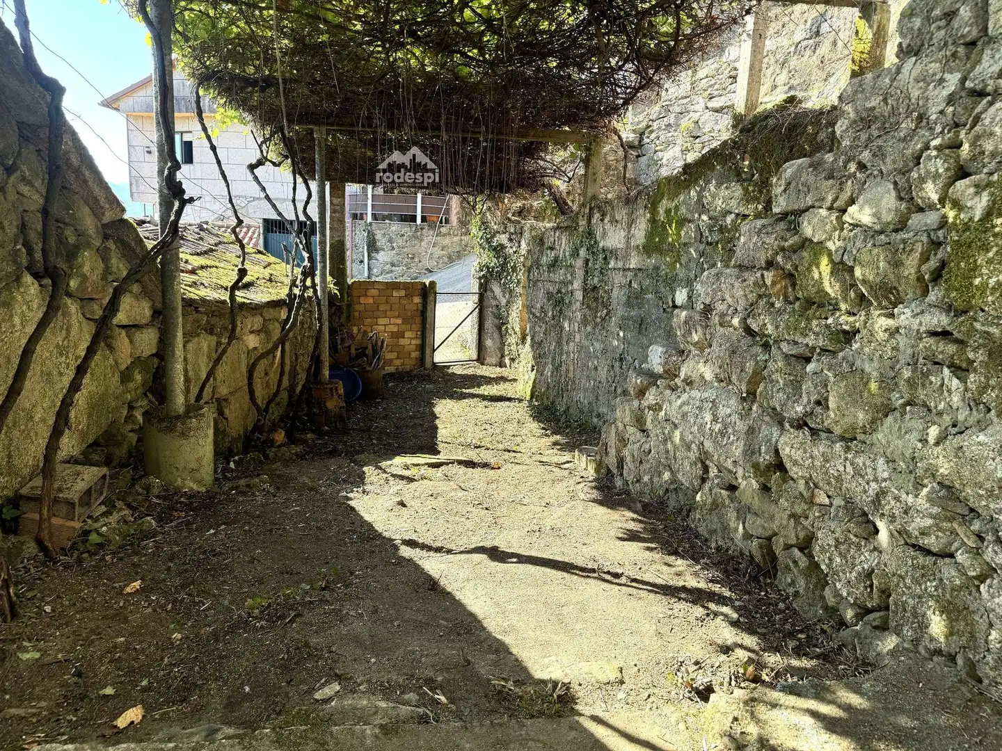Vista exterior de Casa o xalet en venda en Covelo amb Traster