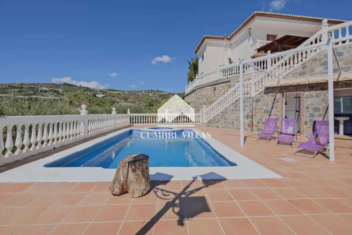 Casa rústica amb jardí en venda a Ítrabo, imagen 46