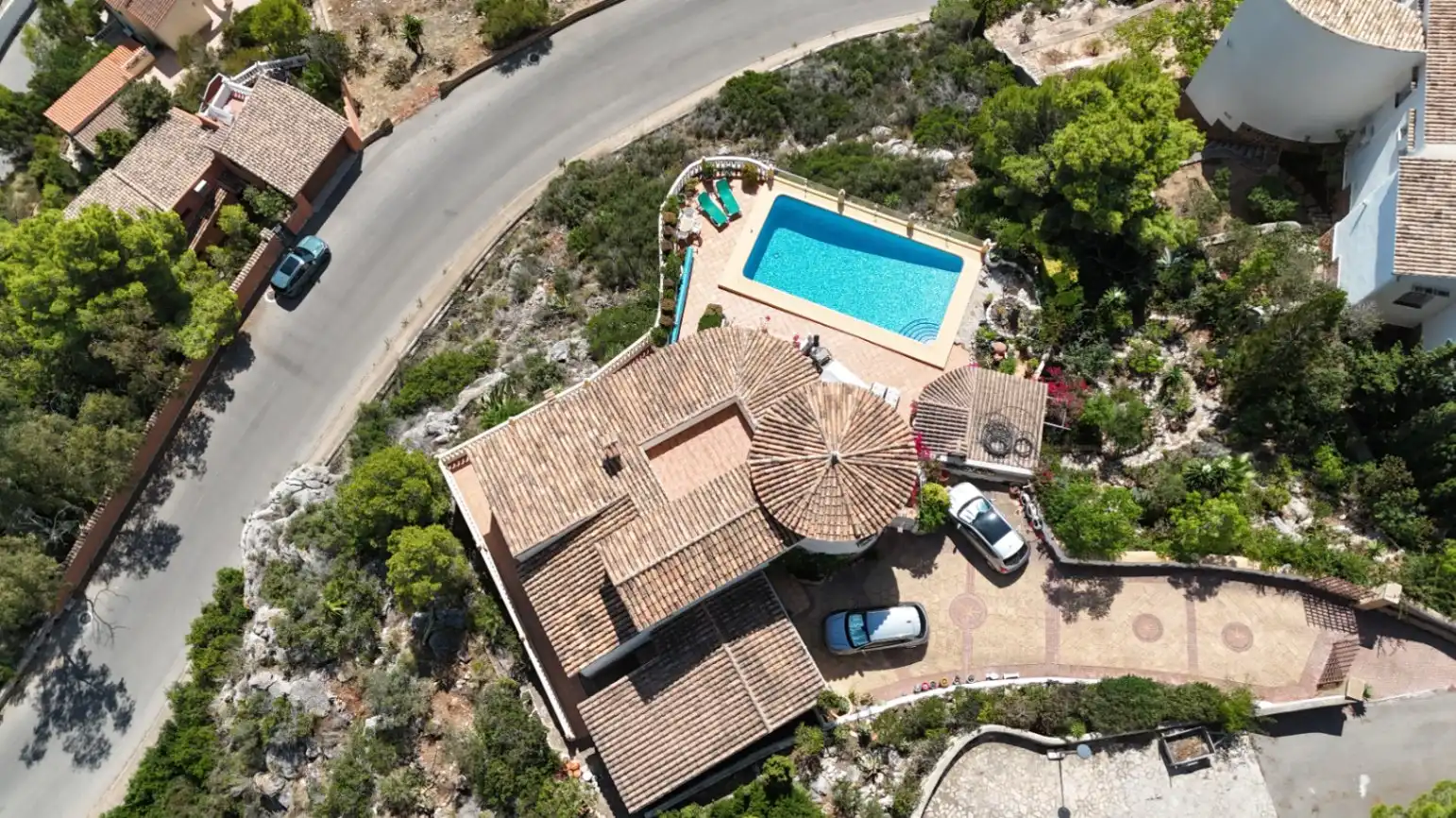 Vista exterior de Casa o chalet en venta en Benitachell / El Poble Nou de Benitatxell con Aire acondicionado, Calefacción y Jardín privado