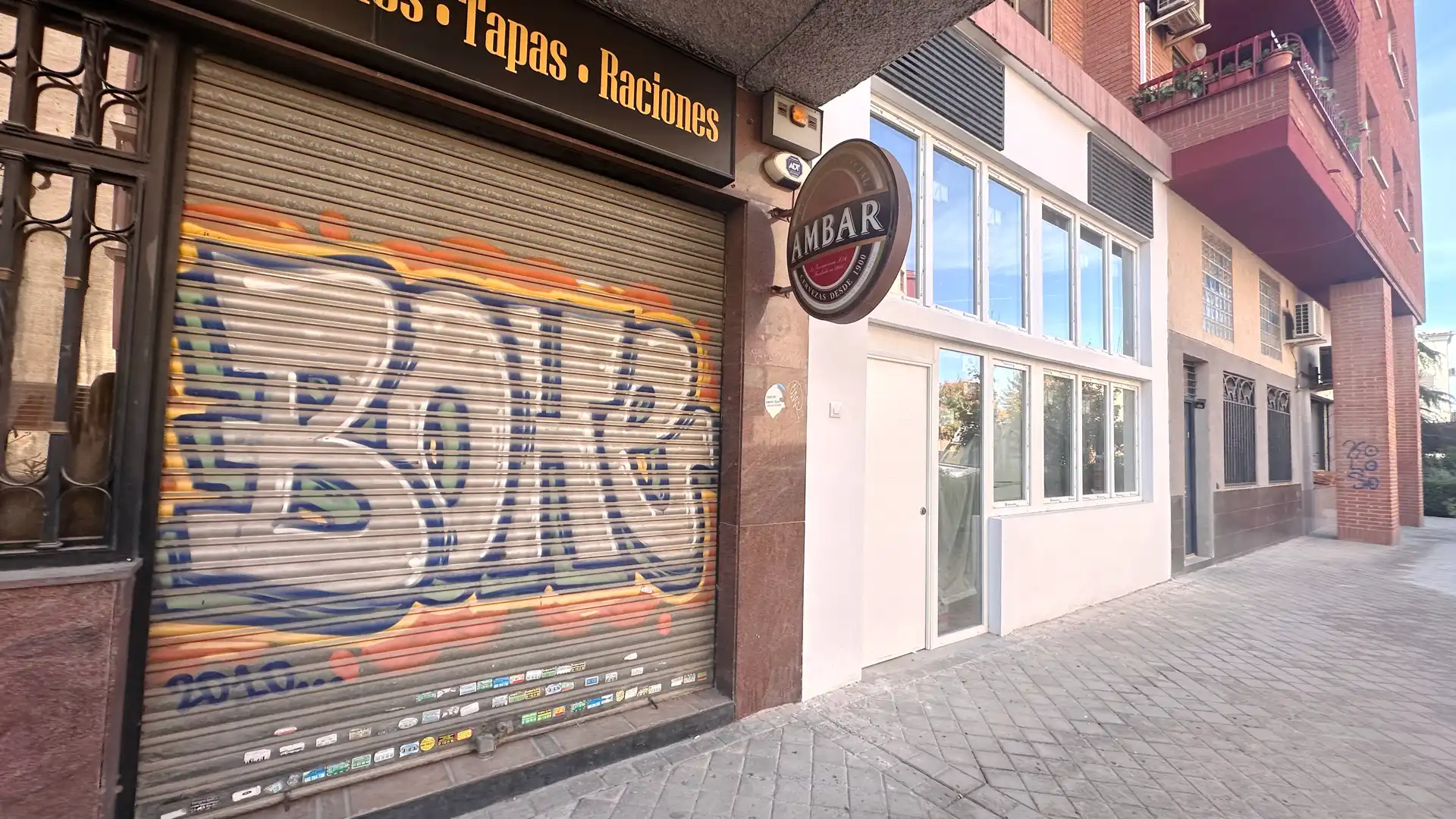 Local en venda en Madrid amb Aire condicionat, Calefacció i Moblat