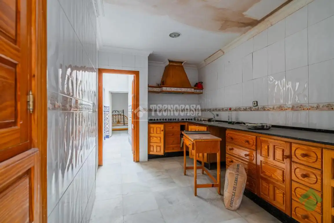 Cocina de Edificio en venta en Conil de la Frontera