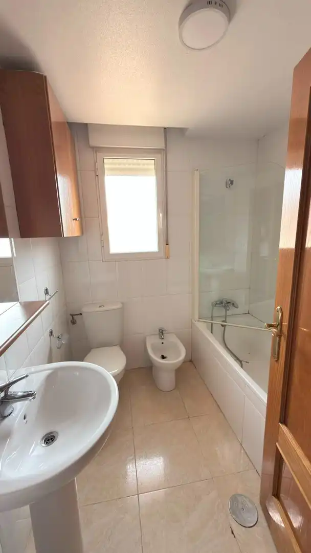 Bany de Pis en venda en Murcia amb Aire condicionat, Calefacció i Moblat