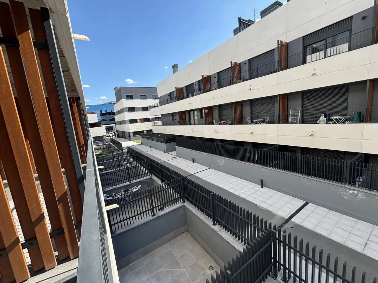 Exterior view of Study for rent in San Sebastián de los Reyes  with Air Conditioner, Heating and Terrace