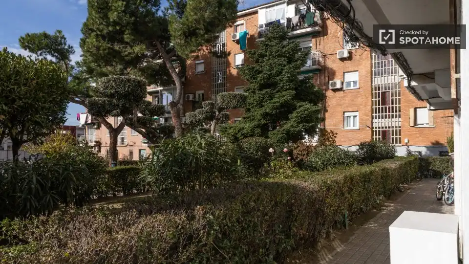 Appartement à louer à Ciudad Lineal, imagen 12
