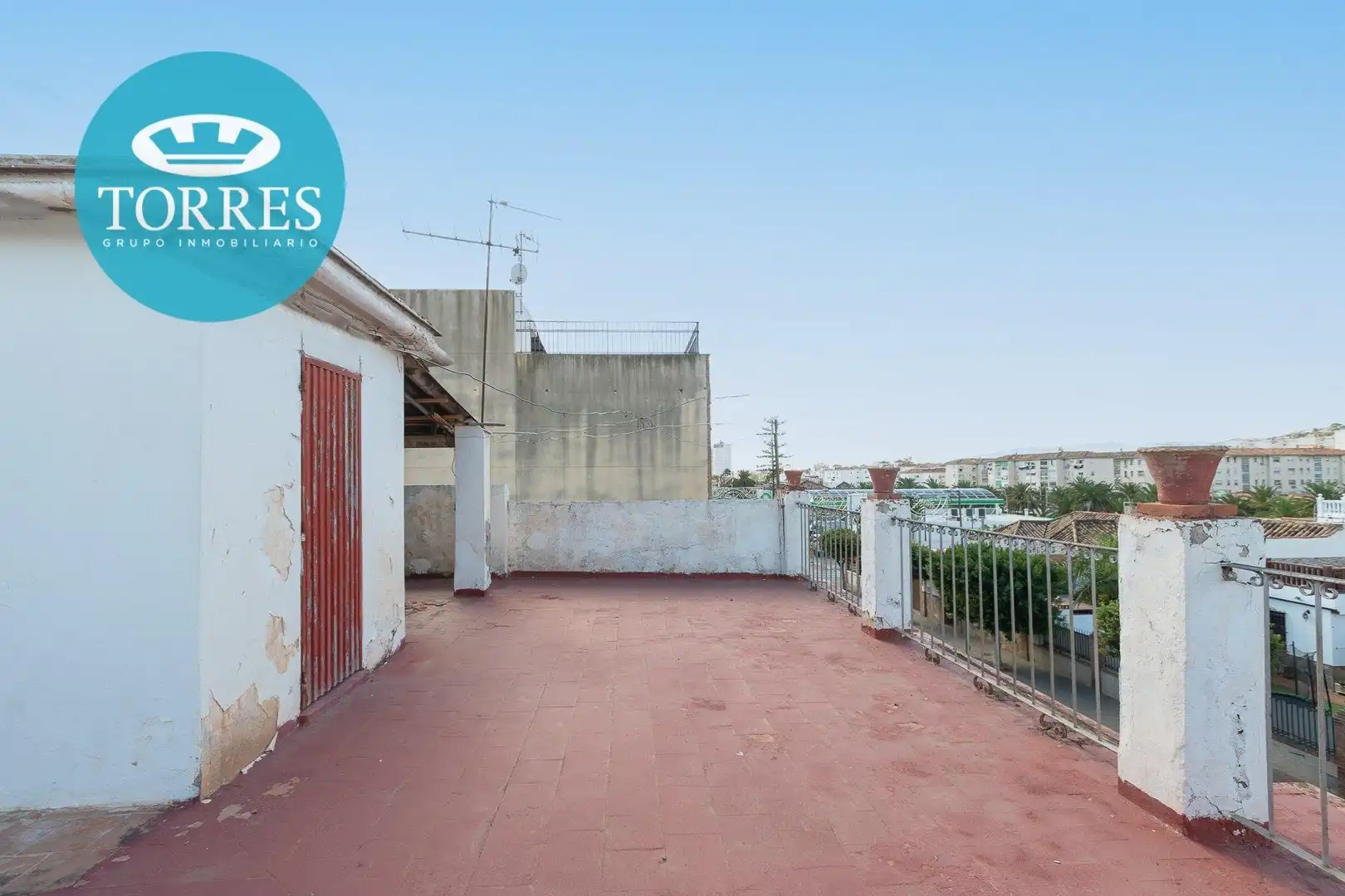 Vista exterior de Edifici en venda en Málaga