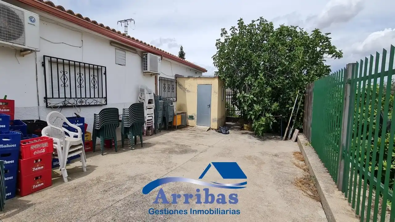 Vista exterior de Local en venta en Hormigos con Aire acondicionado y Calefacción