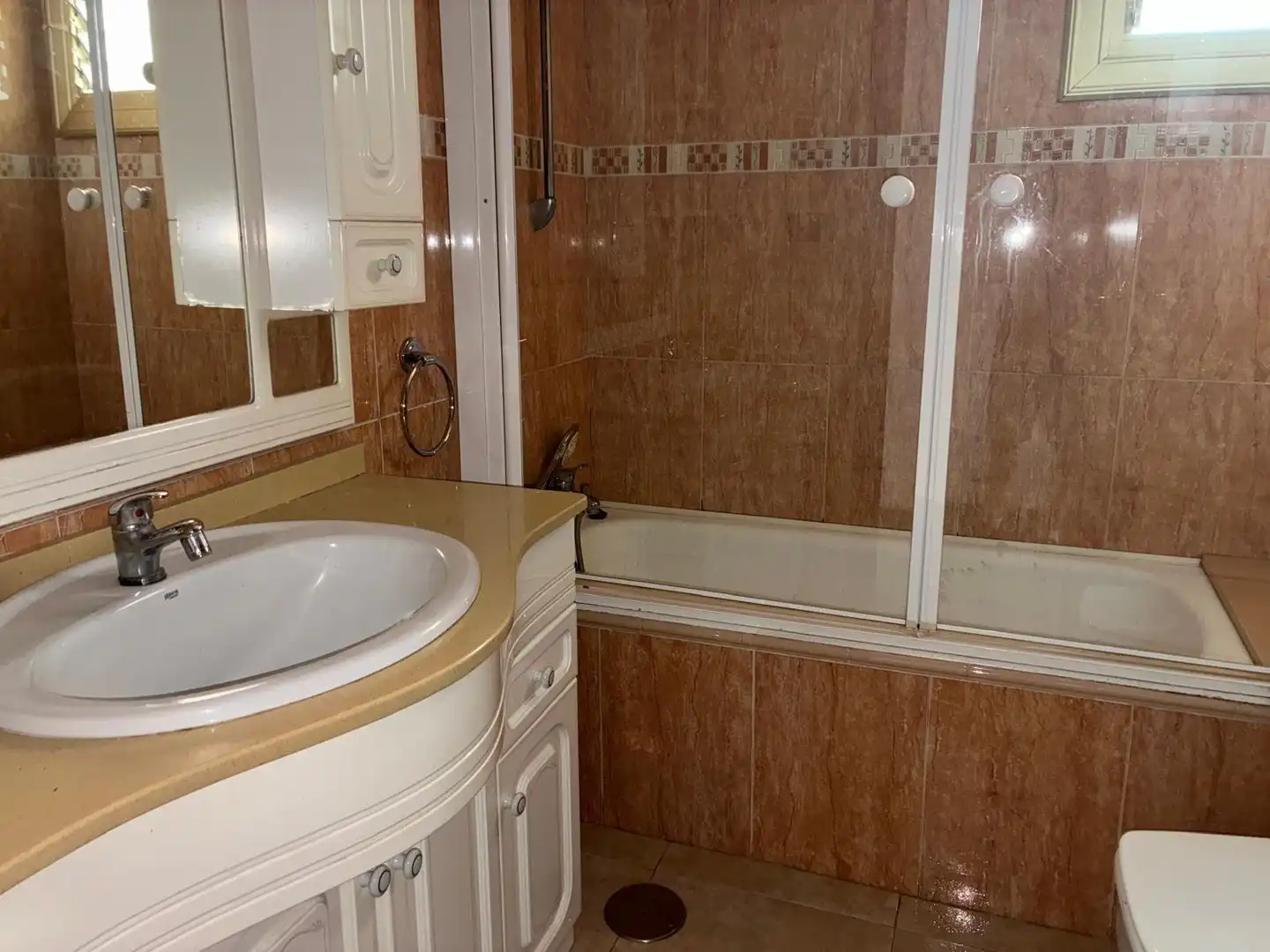 Bathroom of Flat for sale in Elche / Elx
