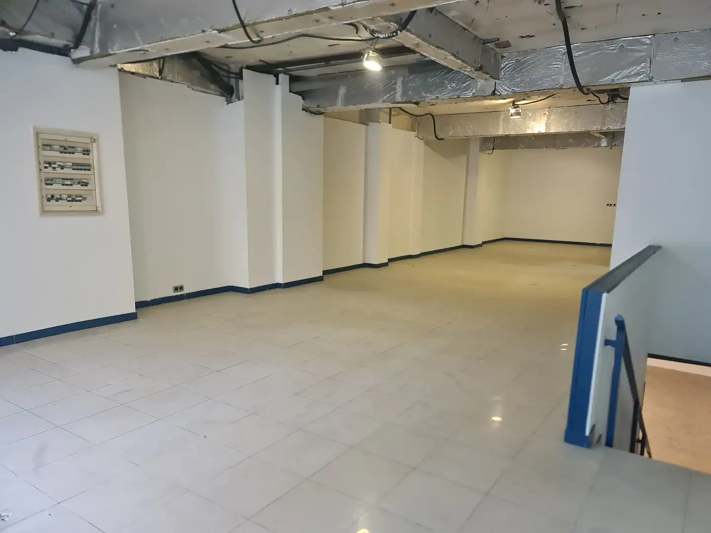 Business premises for sale in Centre, imagen 2