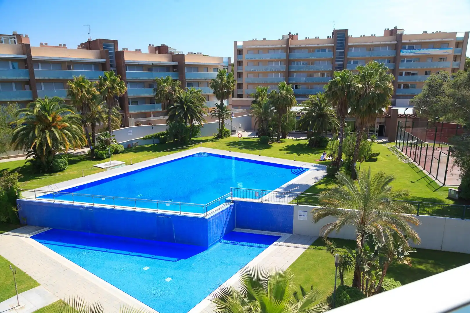 Apartament amb terrassa en venda a de les Pasquales 1