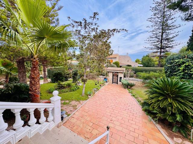 Casa-chalet en Venta en SANTA BARBARA en Massarrojos