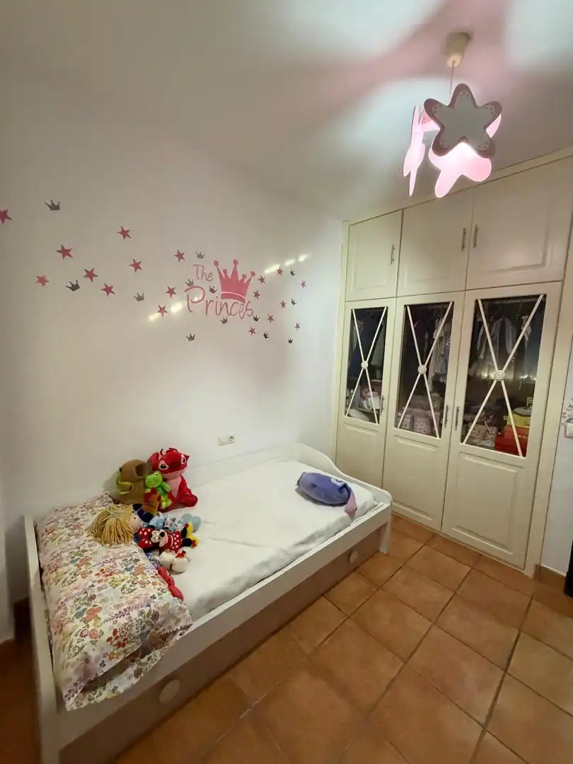 Bedroom of Houses for sale in Utrera