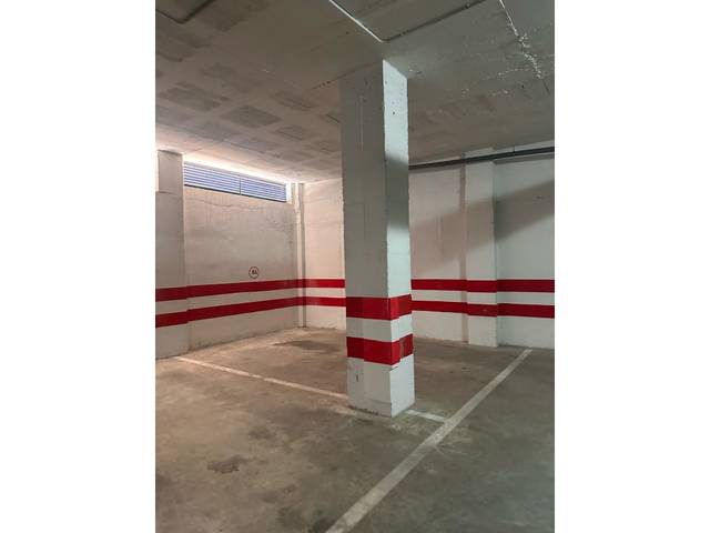 Garaje en Alquiler en N/A en Urbanización Santa Rosa