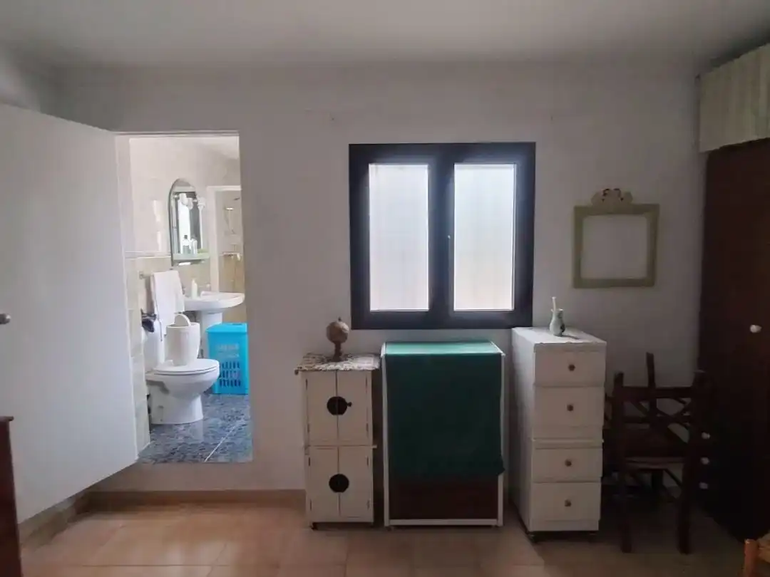 Bany de Pis en venda en San Nicolás del Puerto amb Jardí privat, Traster i Moblat