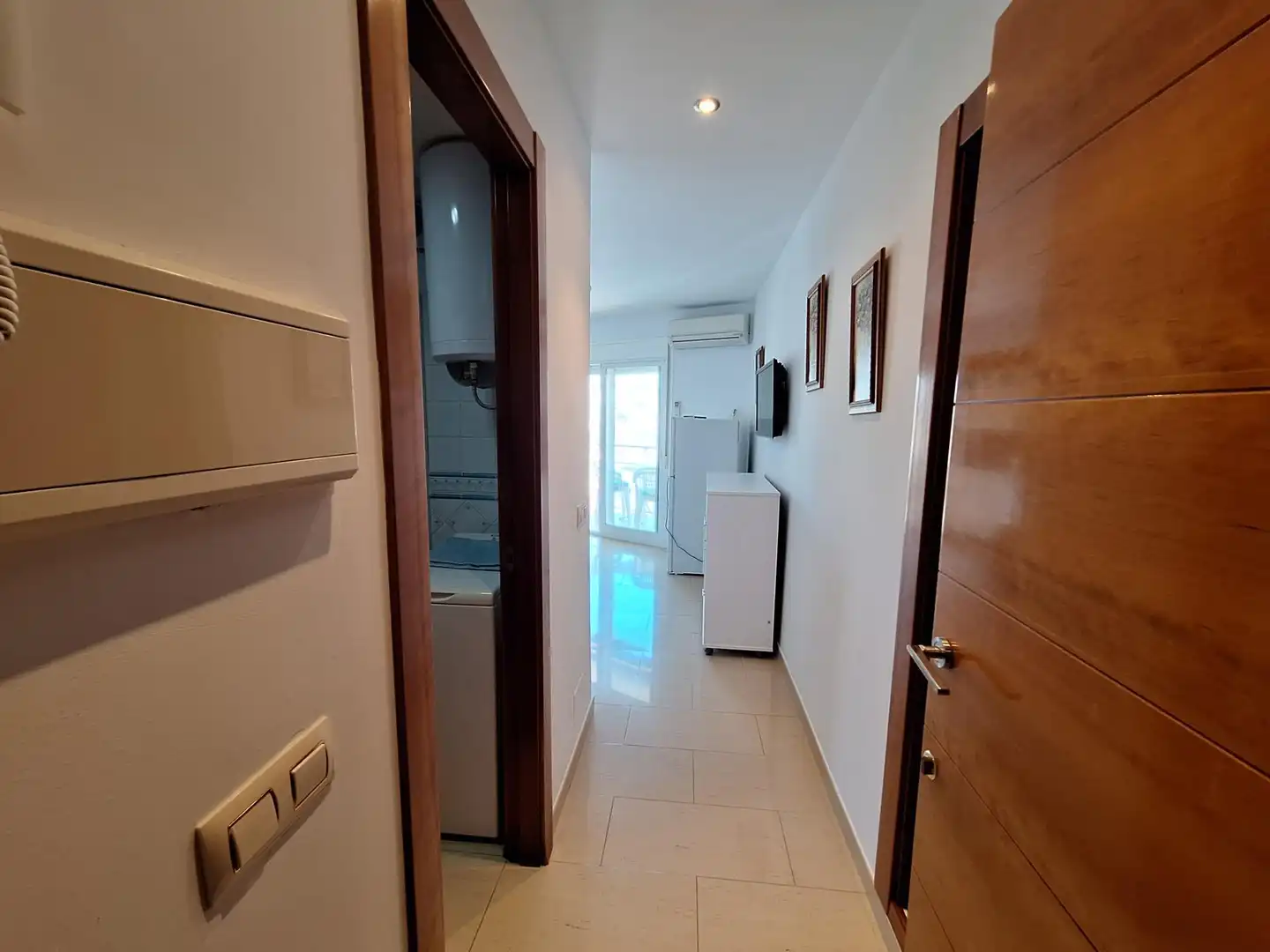 Monolocale con piscina in vendita a Avenida MANUEL MENA PALMA, imagen 7