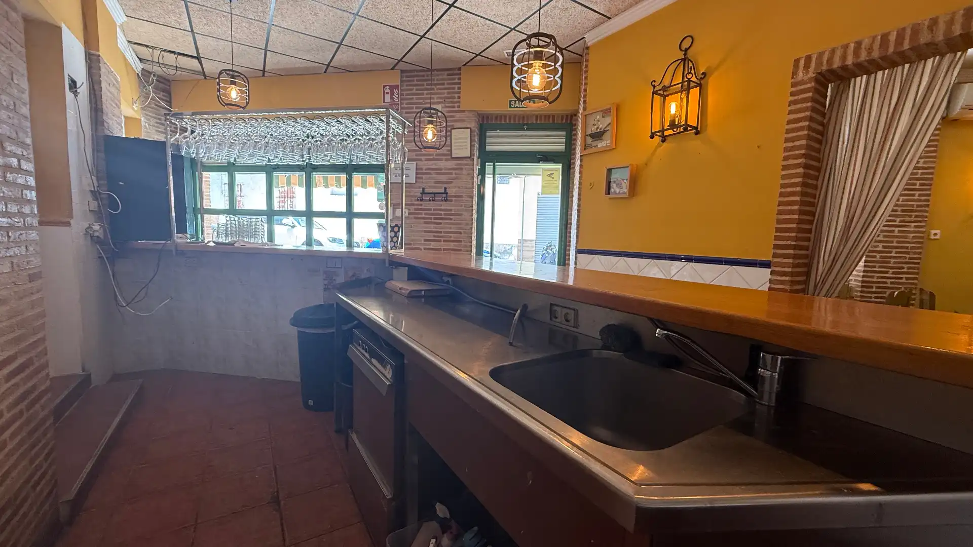 Local en venta en Albacete con Aire acondicionado, Calefacción y Amueblado