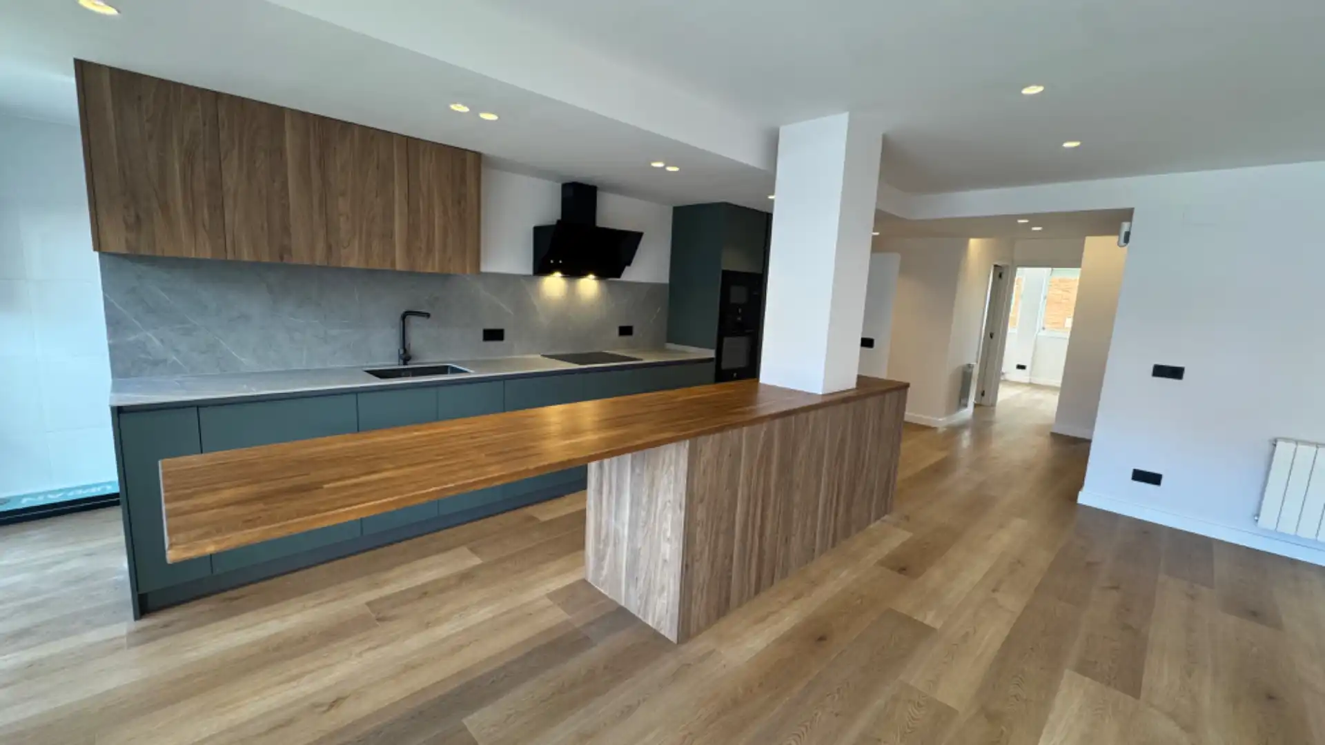 Flat for sale in Carrer Josep Pla, Vista Alegre
