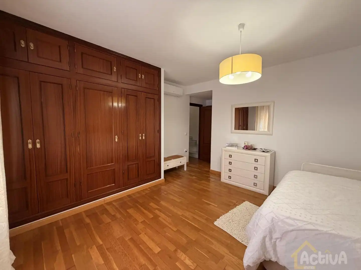 Habitación de Ático en venta en Mérida con Aire acondicionado, Calefacción y Terraza