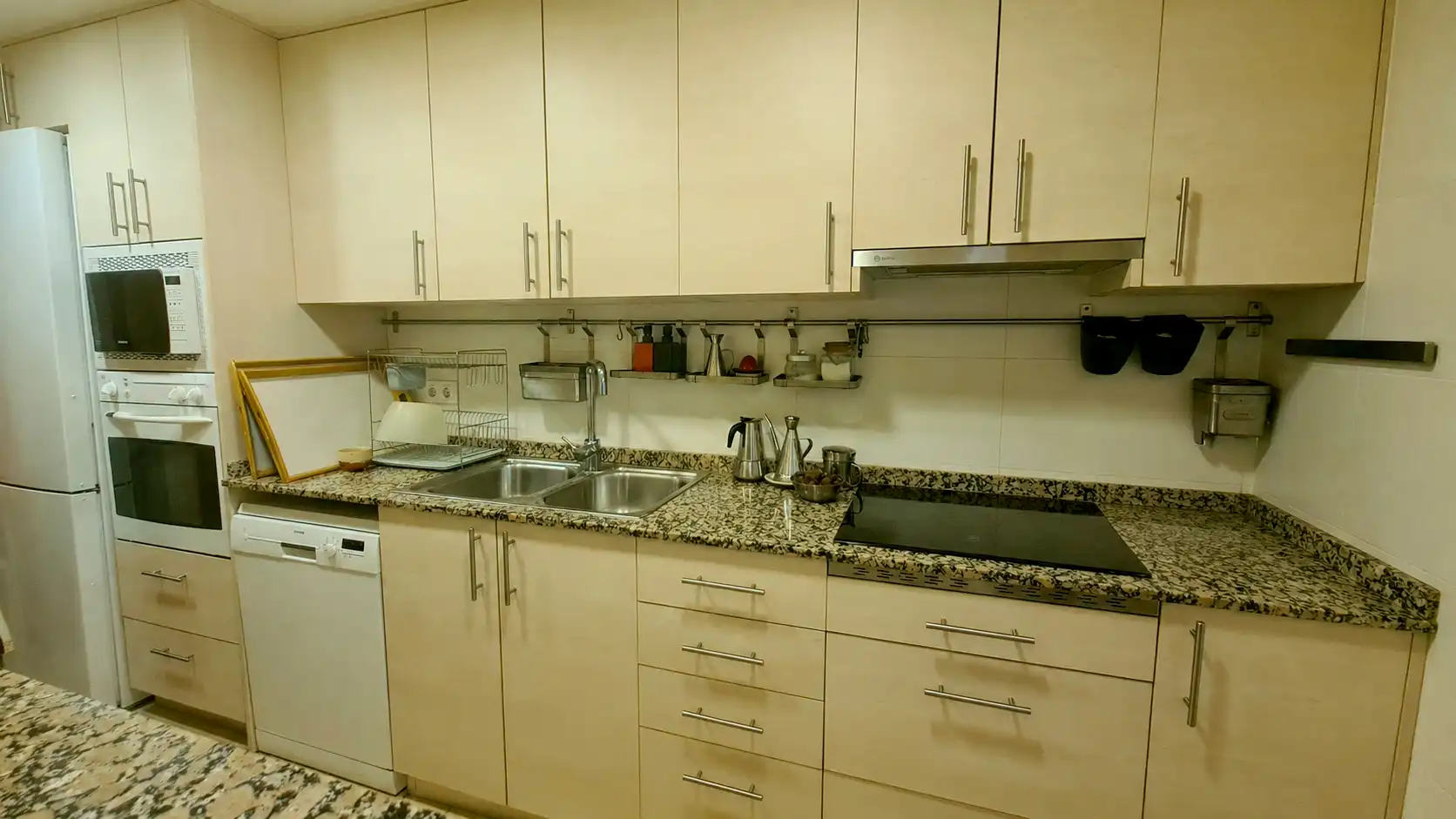 Cocina de Planta baja en venta en Barcelona con Aire acondicionado, Calefacción y Terraza